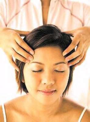 Indická masáž hlavy (antistresová)